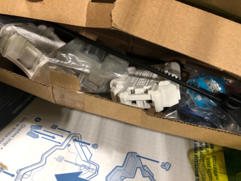Photo 1 of Beyblade Burst Evolution Star Storm Battle Set (Amazon Exclusive) Frustration-Free Packaging