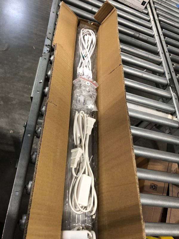 Photo 4 of (6 Pack) Barrina LED T5 Integrated Single Fixture, 4FT, 2200lm, 6500K (Super Bright White), 20W, Utility LED Shop Light, Ceiling and Under Cabinet Light, Corded Electric with ON/OFF Switch, ETL Listed 6-pack (6-power Cords)