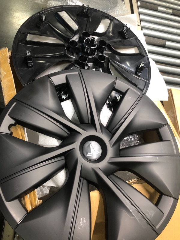 Photo 1 of 
PROEZE 4 PCS 18" Wheel Cover Hub Caps Fits for Tesla Model 3 2017-2023 Matte Black
