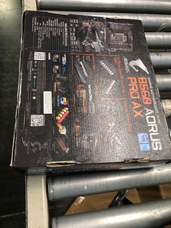 Photo 5 of GIGABYTE B550M AORUS Elite (AM4/ AMD/ B550/ Micro-ATX/ DDR4/ Dual M.2/ PCIe 4.0/ Realtek GbE LAN/Gaming Motherboard) B550 B550M AORUS ELITE Bundle