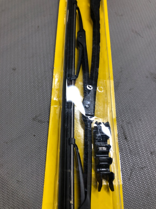 Photo 2 of Rain-X 24&#34; Weatherbeater Wiper Blades