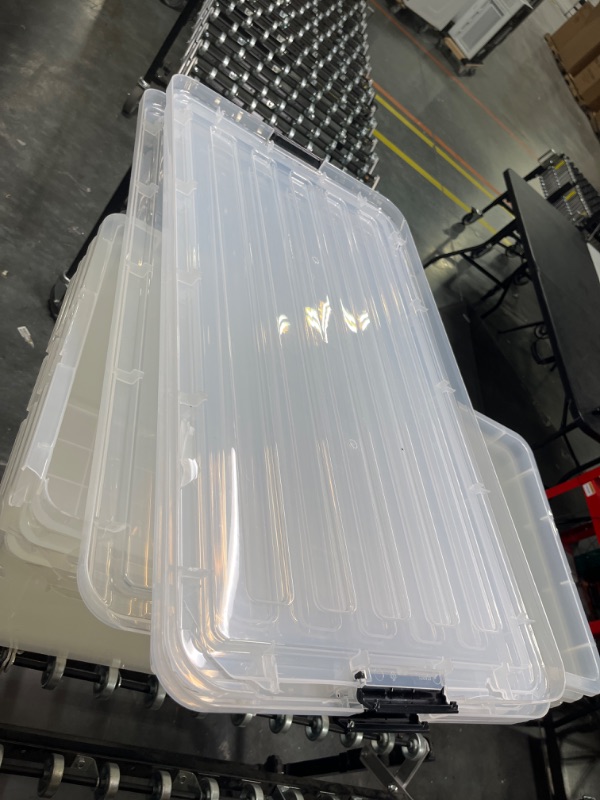 Photo 4 of 31x17x12 plastic storage containers 4pcs