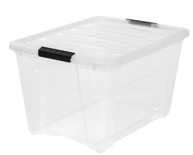 Photo 1 of 31x17x12 plastic storage containers 4pcs