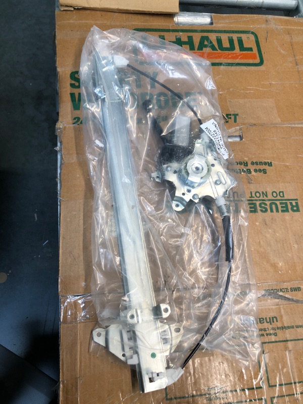 Photo 3 of Front Left Driver Side Power Window Regulator with Motor for Nissan Pathfinder Frontier Xterra Suzuki Equator (2-Pins Plug) Front Driver Side