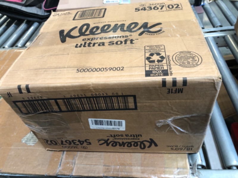 Photo 1 of Kleenex Expressions Ultra Soft Facial Tissues, Soft Facial Tissue, 18 Cube Boxes, 60 Tissues per Box, 3-Ply (1,080 Total Tissues) NEW