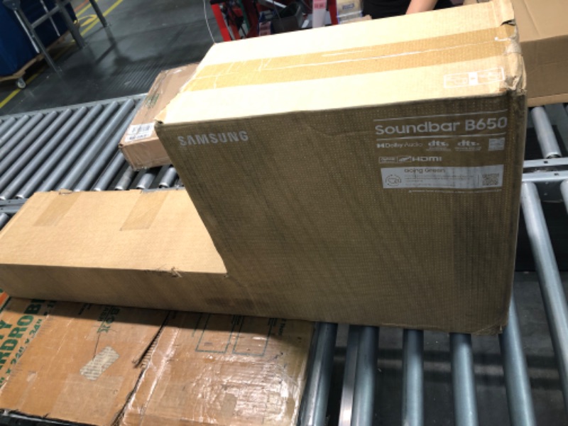 Photo 1 of SAMSUNG HW-B650 3.1ch Soundbar w/Dolby 5.1 DTS Virtual:X, Bass Boosted, Built-in Center Speaker, Bluetooth Multi Connection, Voice Enhance & Night Mode, Subwoofer Included, 2022 HW-B650 Soundbar