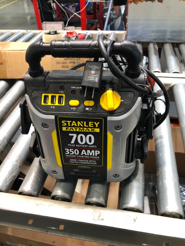 Photo 3 of STANLEY FATMAX J7CS Portable Power Station Jump Starter: 700 Peak/350 Instant Amps, 120 PSI Air Compressor, 3.1A USB Ports, Battery Clamps