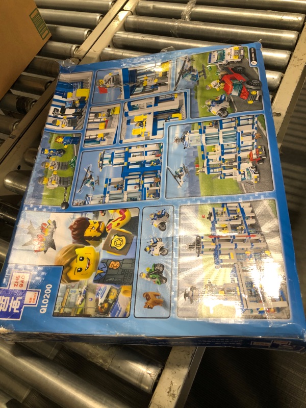 Photo 2 of DG Dreams City Series Building Set, Police Station Building Kits with Helicopters and Multiple Vehicles (Special Edition)