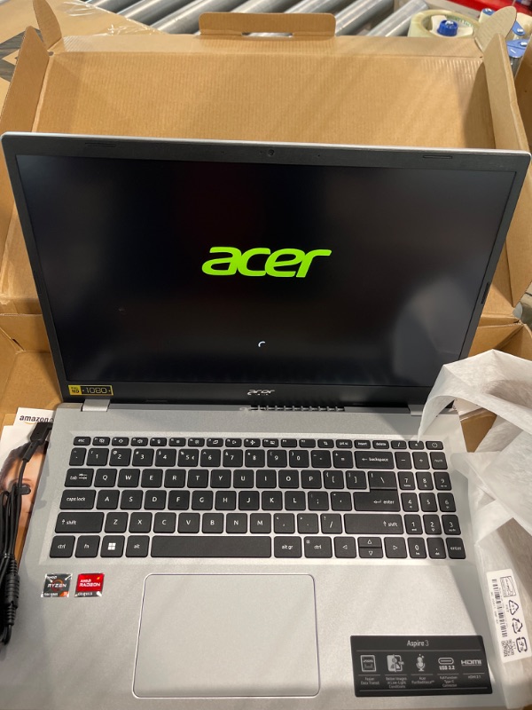 Photo 2 of Acer Aspire 3 15 A315-24P - AMD Ryzen 3 7320U / 2.4 GHz - Win 11 Home in S Mode - Radeon 610M - 8 GB RAM - 128 GB SSD - 15.6 IPS 1920 X 1080 (Full HD