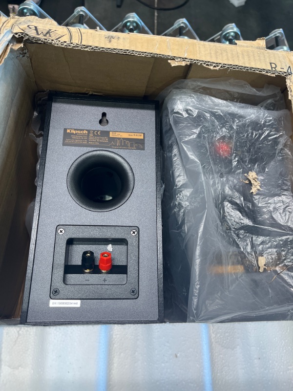 Photo 1 of Klipsch R-41M Bookshelf 200W Speaker - 2 Pieces, Black
