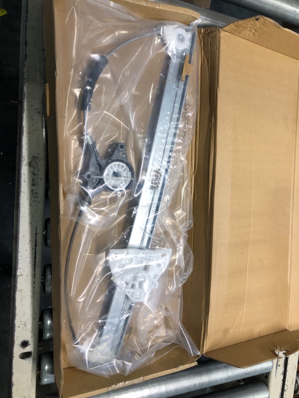 Photo 1 of A-Premium Power Electric Window Regulator with Motor Compatible with Hummer H2 2003-2009 Front Passenger Side