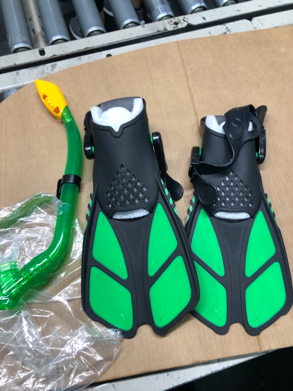 Photo 1 of **Only Diving Flippers and Snorkel** Kids Mask Fin Snorkel Set for Children Boys Girls Dry Top Snorkel Diving Flippers Snorkeling Gear Green