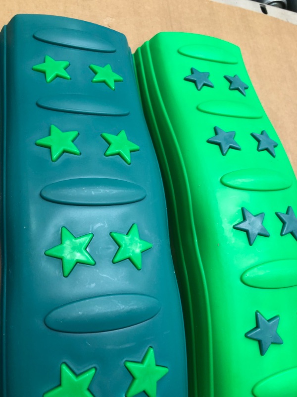 Photo 5 of Children's outdoor wave-shaped balance beam stepping stones Children's obstacle course Five-star pattern non-slip texture The bottom is equipped with non-slip mats (4CS) 4PCS?Green?