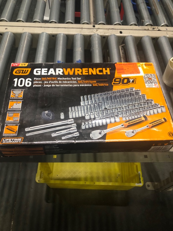 Photo 2 of 1/4 in. and 3/8 in. Drive 6-Point Standard & Deep SAE/Metric 90-Tooth Ratchet and Socket Mechanics Tool Set (106-Piece)