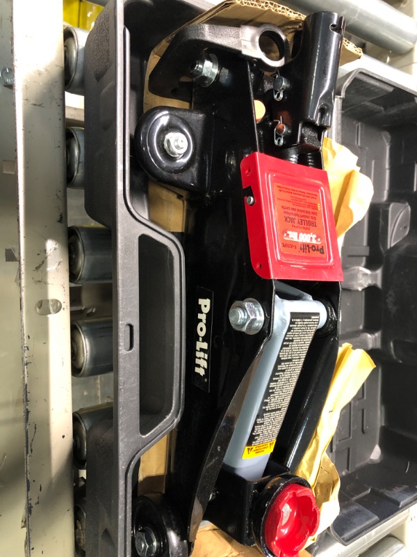 Photo 3 of Pro-LifT F-2315PE Grey Hydraulic Trolley Jack Car Lift with Blow Molded Case-3000 LBS Capacity, 12 Inch Black