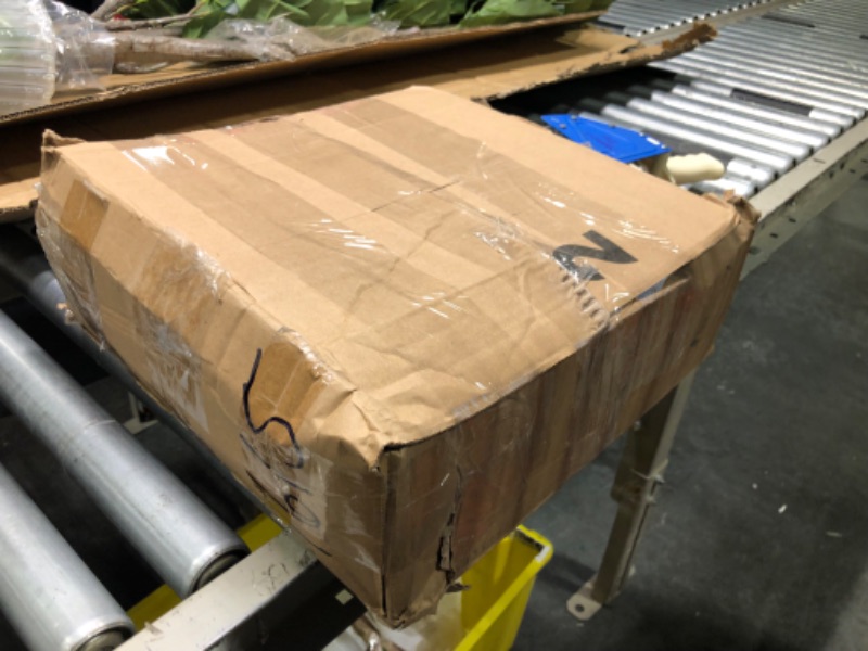 Photo 2 of **Just the wrap, no handles** JARLINK 4 Pack Stretch Film, 15" x 1000ft Shrink Wrap for Pallet Wrap, Industrial Strength Stretch up to 650% Stretch with Handles, Self Adhering Packaging Heavy Duty Film for Moving, 68 Gauge, Clear