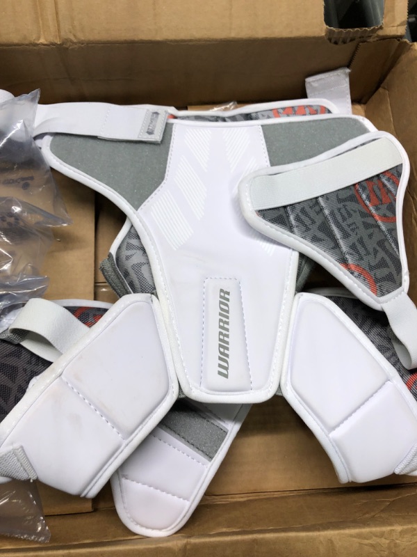 Photo 4 of WARRIOR Burn Hitman Shoulder Pads '20, White (Medium)