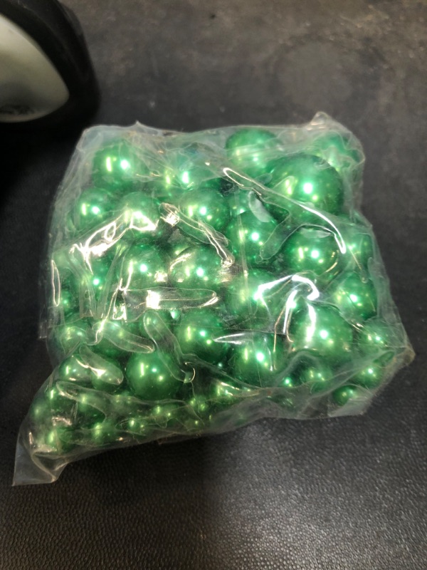 Photo 2 of 150 Pieces Vase Filler Faux Pearls Vase Makeup Beads No Hole Gloss Pearl Beads Mixed Sizes Round Pearls for Vase Home Party Wedding Decor, 8/14/20 mm (Green)
