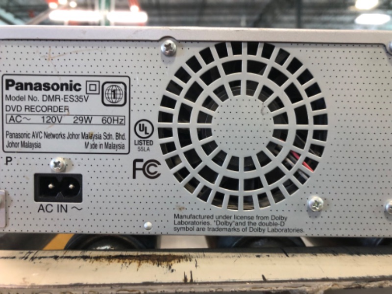 Photo 1 of Panasonic DMR-ES35VS DVD Recorder / VCR Combo with DV Input