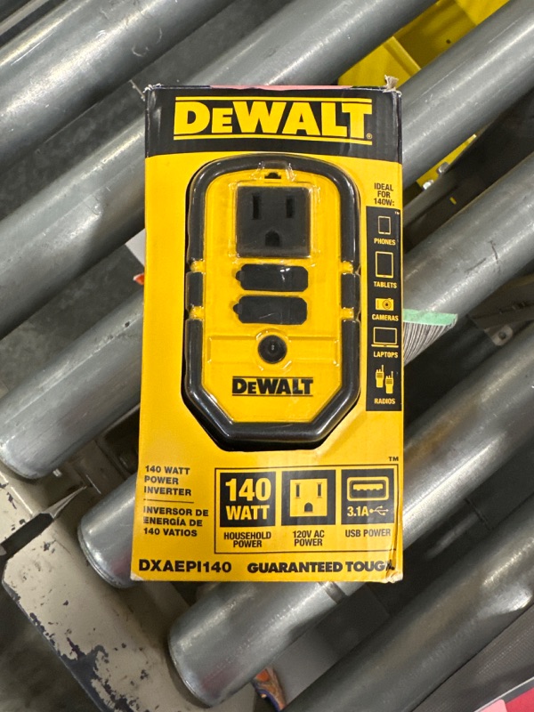 Photo 2 of DeWalt Power Inverter Dxaepi140