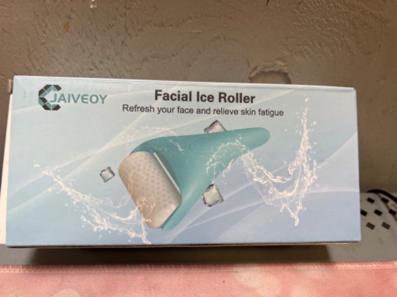 Photo 2 of 
JAIVEOY Ice Roller for Face& Eyes, Face Massager Roller Puffiness Migraine Pain Relief,Skin Care Products, Christmas Gifts for Girls Women Sister...