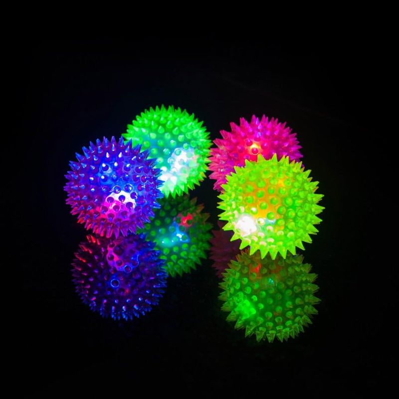 Photo 1 of 2pcs/pack Pet Products Elastic LED Light-up Spike Ball Pet Dog Cat Molar Rubber Flash Ball Entertained Toy
Brand: Leadchoice999_Pet Appliance