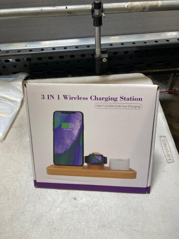 Photo 1 of 3 in 1 wireless charging station 