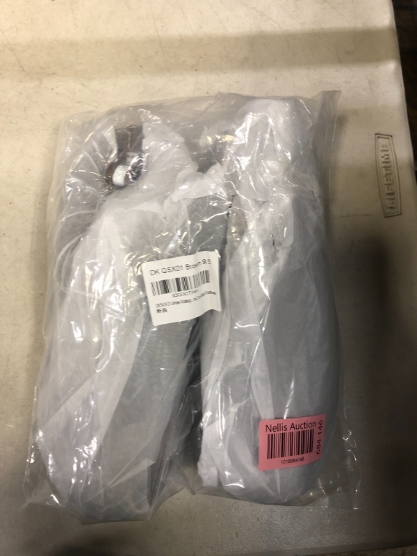 Photo 1 of DKSUKO UNISEX WATERPROOF GARDEN SHOES  SIZE 9.5 