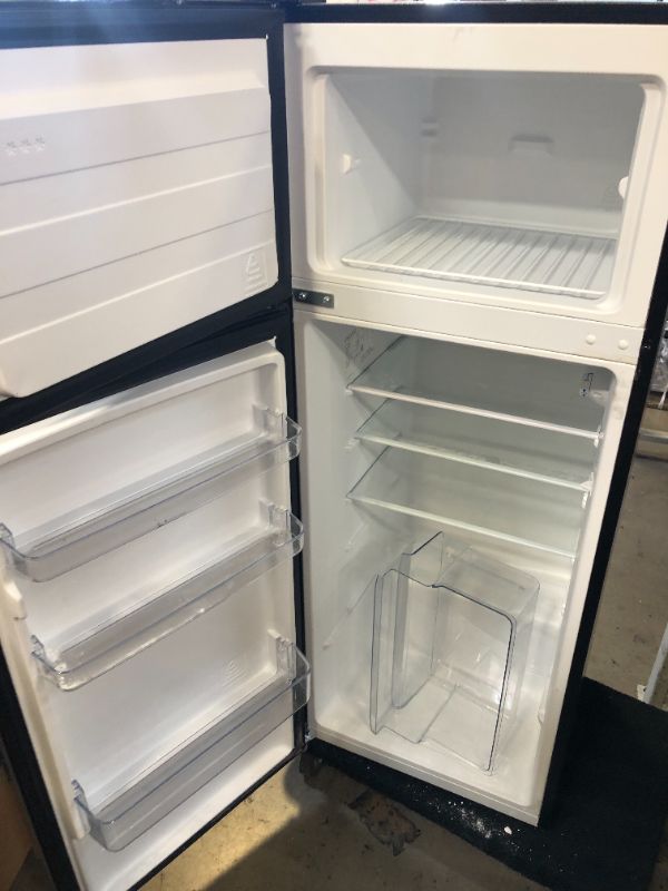 Photo 2 of (SELLING FOR PARTS)VISSANI fridge 