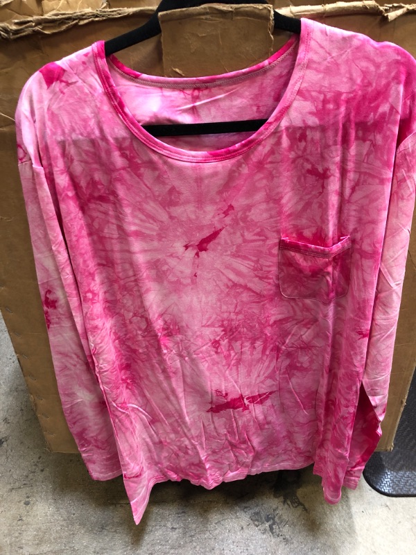 Photo 1 of Buc-ee's Pink Tie-Dye Terry Top  SIZE XL 
