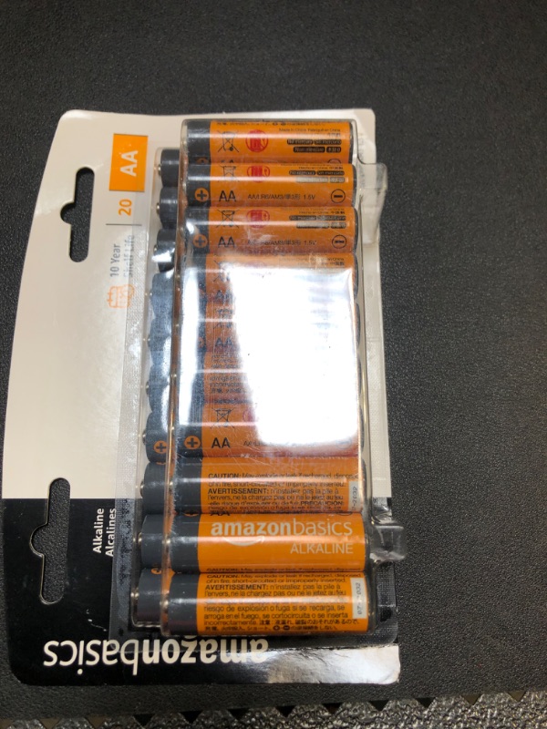 Photo 2 of Amazon Basics 20 Pack AA Alkaline Batteries - Blister Packaging 20 Count (Pack of 1)