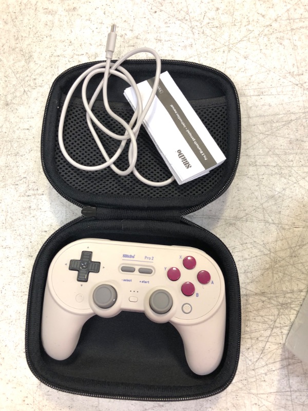 Photo 2 of 8BitDo Pro 2 Wireless Controller Gamepad
