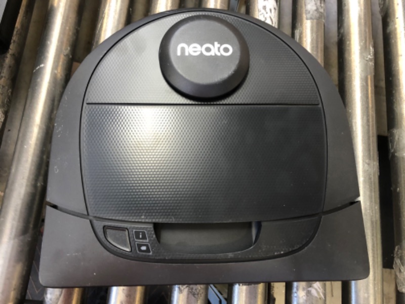 Photo 2 of neato robot vacuum
Has minor cosmetic scratches