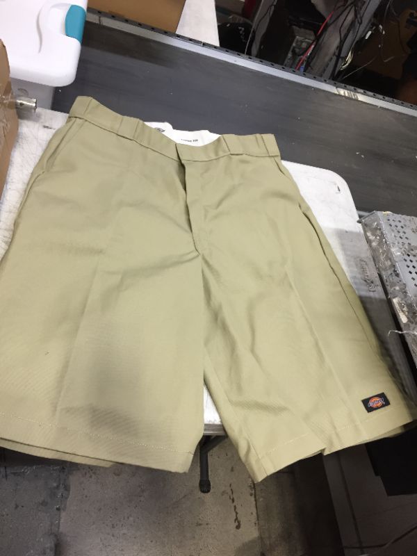 Photo 1 of Dickies Men's Classic Fit Shorts Size 36