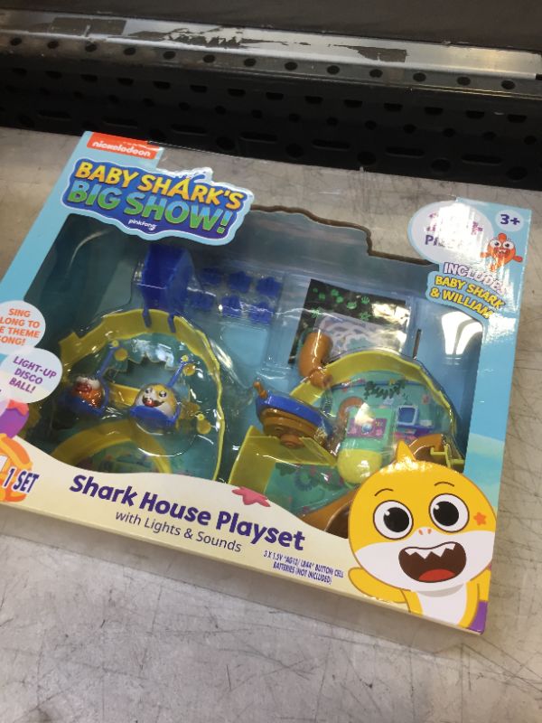 Photo 2 of Baby Shark's Big Show! Shark House Playset – Lights and Sounds Toddler Playset – Interactive Baby Shark Toy