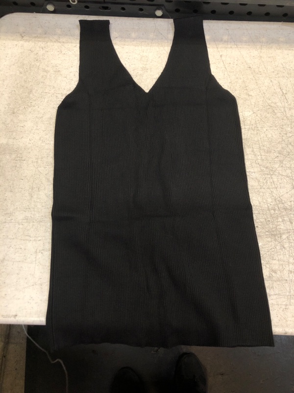 Photo 1 of Black Ribbed V Neck Tank Top XL