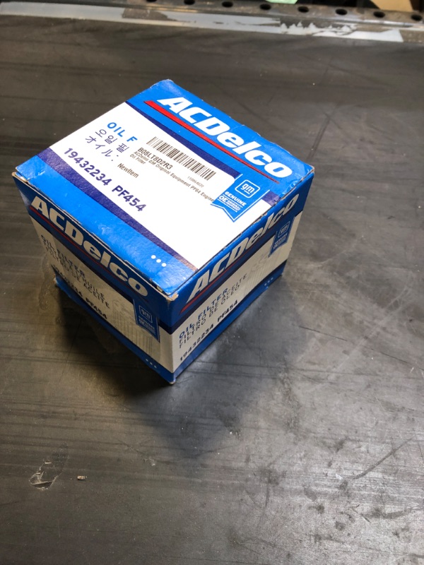 Photo 2 of ACDelco GM Original Equipment PF64 Engine Oil Filter