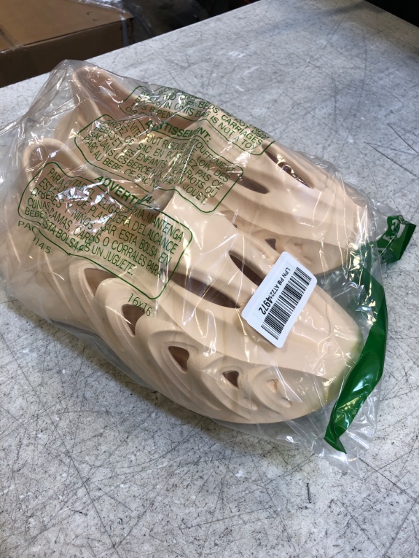 Photo 1 of Beige foam shoes W8.5/M7.5