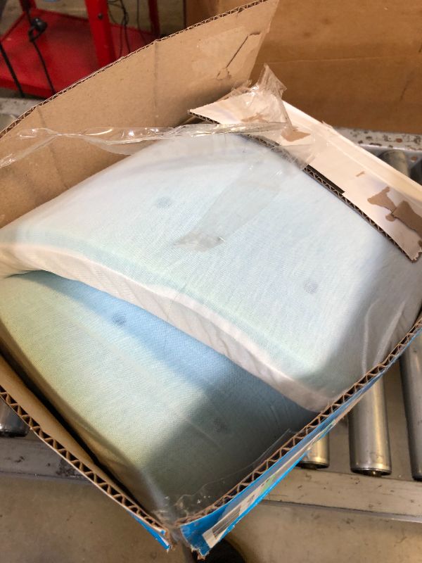 Photo 1 of Waterproof Travel Crib Mattress Topper(24" x 42"), Fits for Guava Lotus, BabyBjörn, Dream On Me, UNiPLAY Travel Crib, Replacement Pad with Removable & Washable Mattress Cover 24"×42"