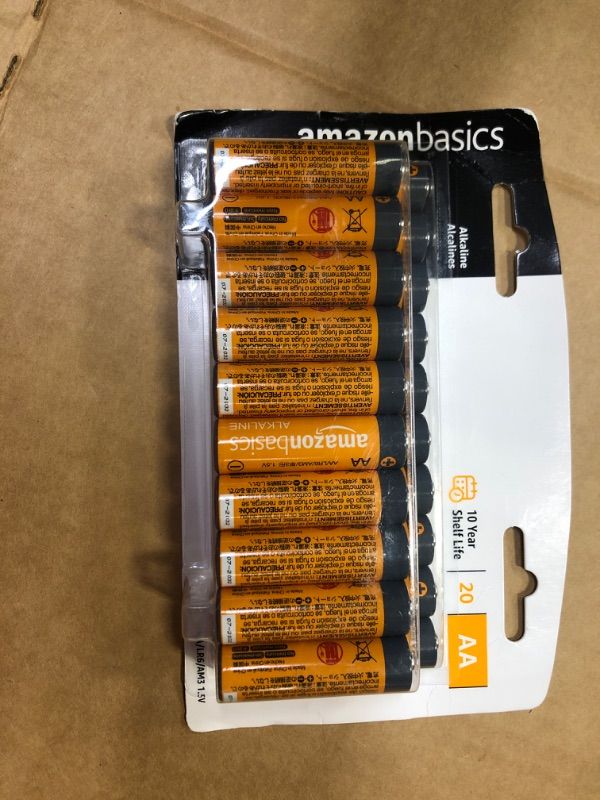 Photo 2 of Amazon Basics 20 Pack AA Alkaline Batteries - Blister Packaging 20 Count (Pack of 1) ----------------factory sealed 
