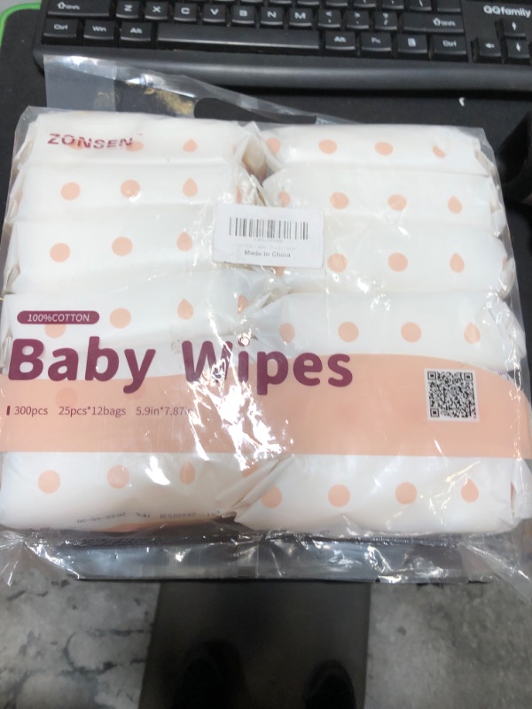 Photo 2 of Baby Wipes, ZONSEN Ultra Soft Water Based Wet WipesWipe Mouth/Clean Teeth/Belly Button/Ears small parts Wipe Baby Pacifiers/Feeding, 12 Packs Total 300 Wipes