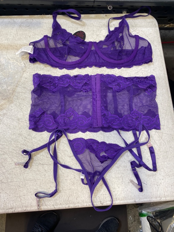 Photo 1 of 3 PIECE PURPLE LINGERIE XL 