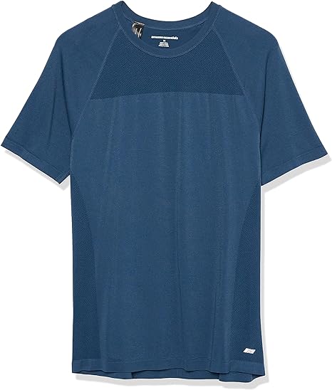 Photo 1 of Amazon Essentials Men's Active Seamless Slim-Fit Short-Sleeve T-Shirt
 M