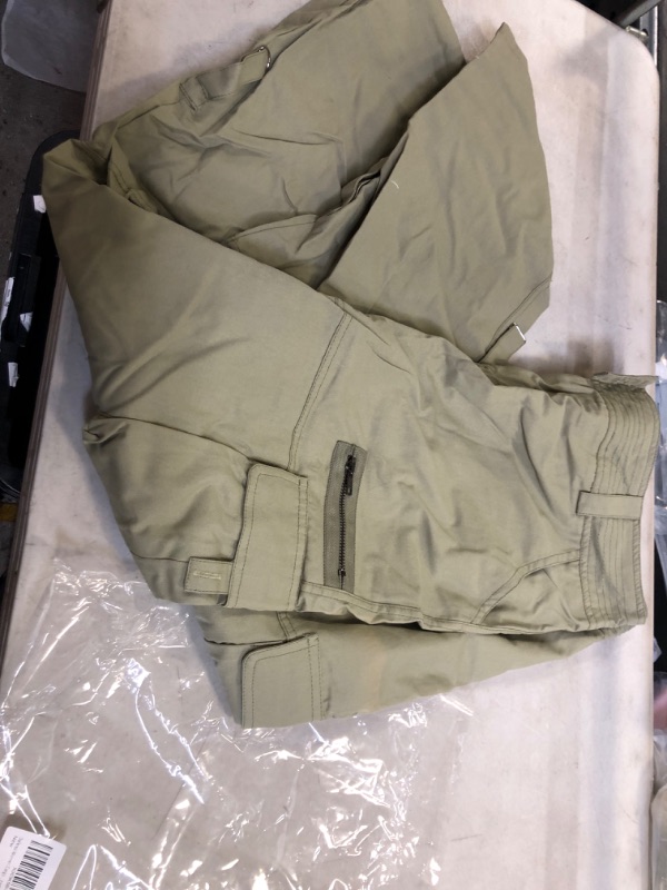 Photo 1 of 2xl green cargo pants 