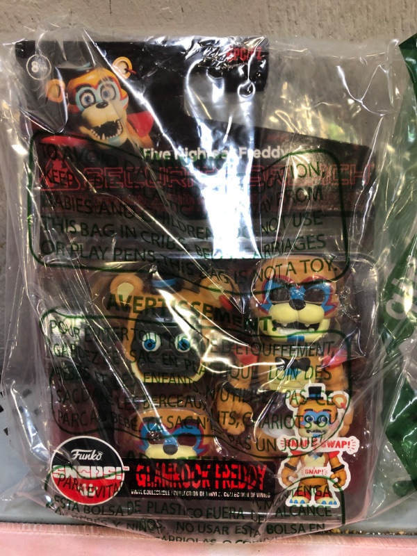 Photo 2 of Funko Snaps!: Five Nights at Freddy's - Glamrock Freddy