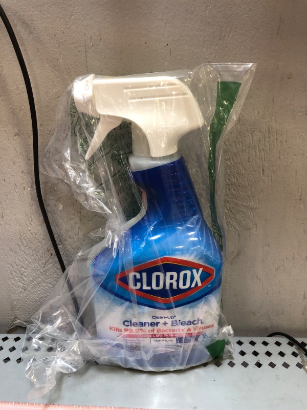 Photo 2 of Clorox Clean-Up All Purpose Cleaner Spray Bottle with Bleach, Fresh Scent, 32 Fl Oz