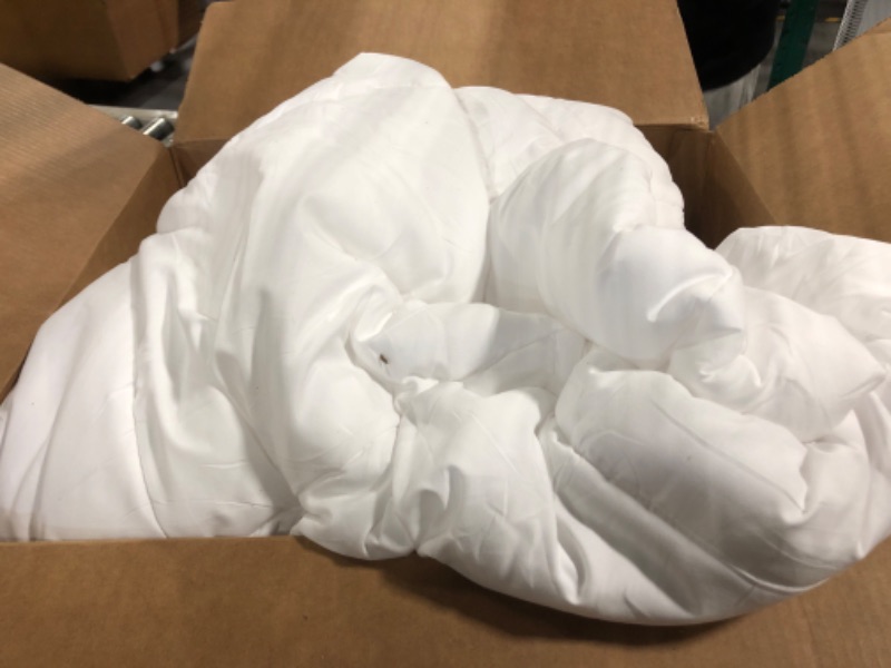 Photo 2 of  Bedding Comforter - All Season Comforters Queen Size - Plush Siliconized Fiberfill - White Bed Comforter - Box Stitched
