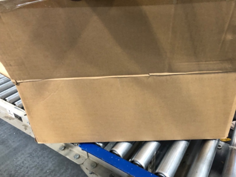 Photo 1 of 3P Stainless Steel Cat Litter Boxes Extra Large Metal Litter Boxes Sturdy and Durable Kitty Cat Litter Pans for Pets No Smell, Non Stick, Smooth Surface, Easy to Clean (L, 23.6" L x 15.7" W x 7.9" H) 3 Packs 23.6 x 15.7 x 7.9 in