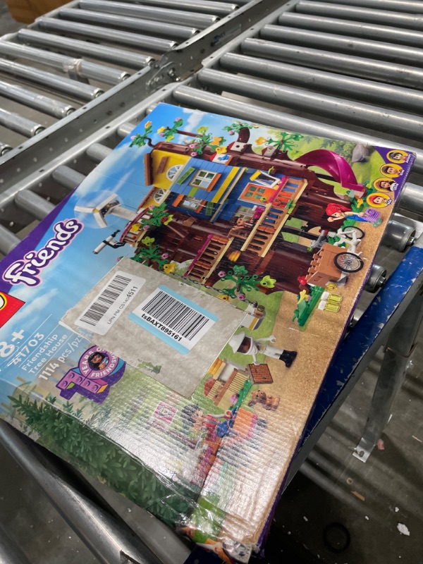 Photo 2 of LEGO Friends Friendship Tree House 41703 Building Toy Set for Kids, Girls, and Boys Ages 8+ (1114 Pieces) Frustration-Free Packaging