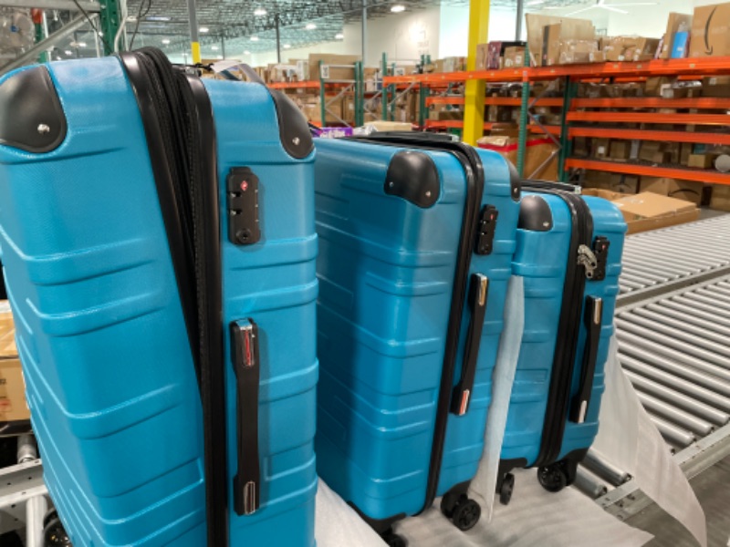 Photo 2 of Coolife Luggage Expandable Suitcase 3 Piece Set with TSA Lock Spinner 20in24in28in (lake blue)